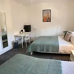 Camden Town Parkway Rooms